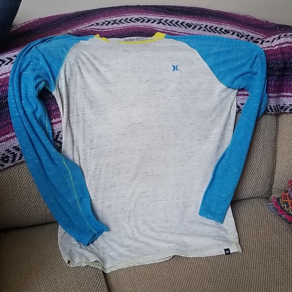 Light weight long sleeve tshirt